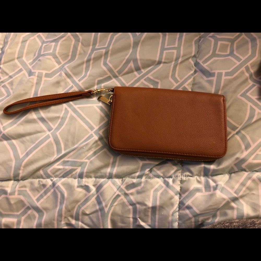 Tan wallet